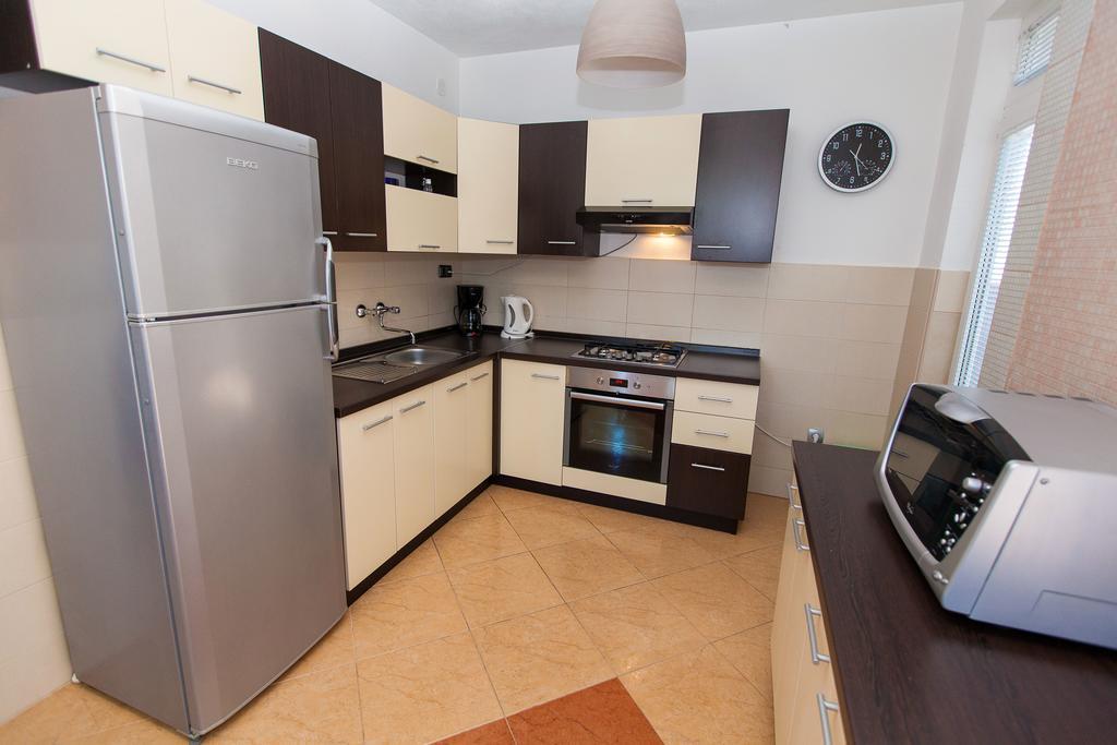 Apartments Loncar ยาดราโนโว ห้อง รูปภาพ